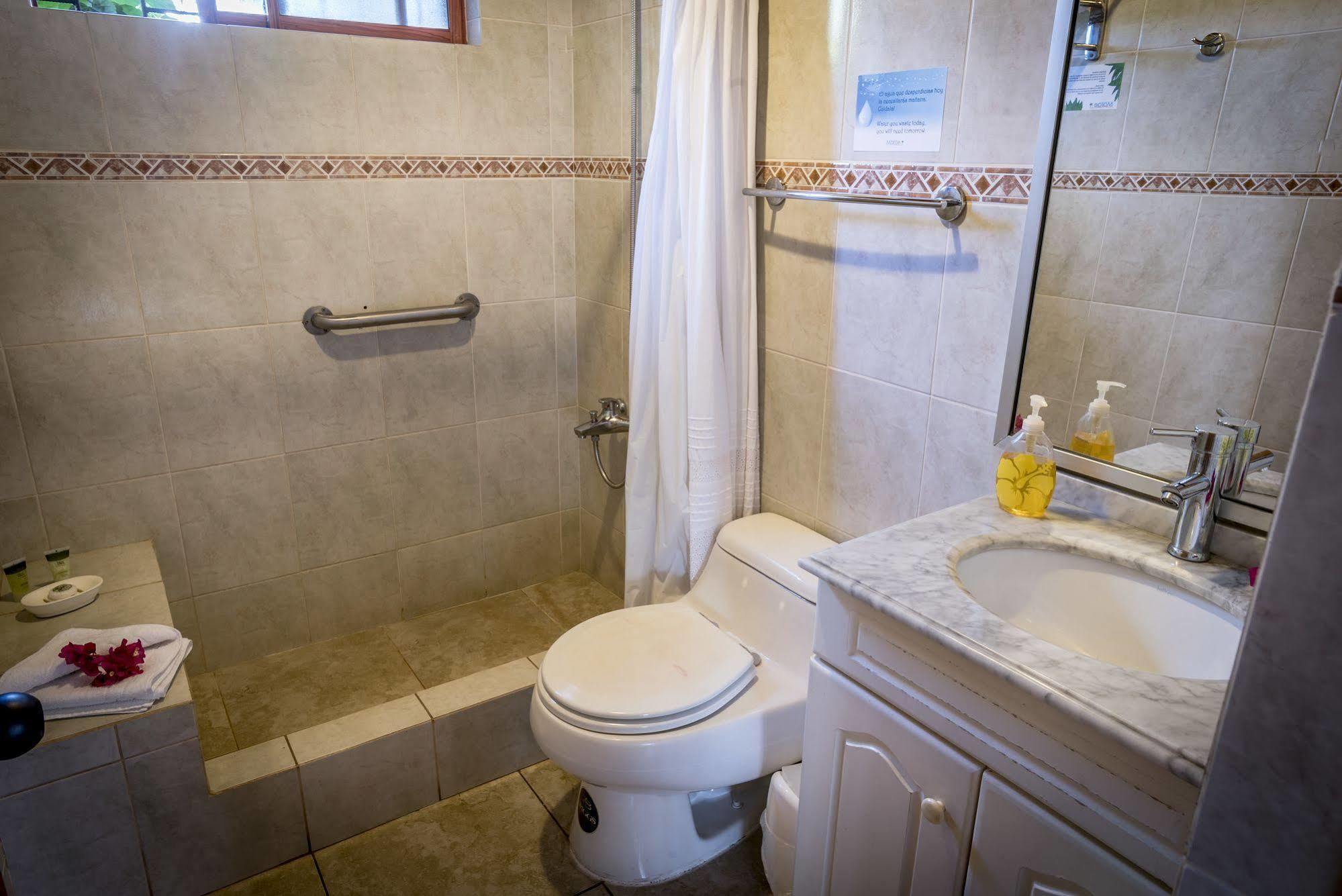 Marae - Premium Hanga Roa