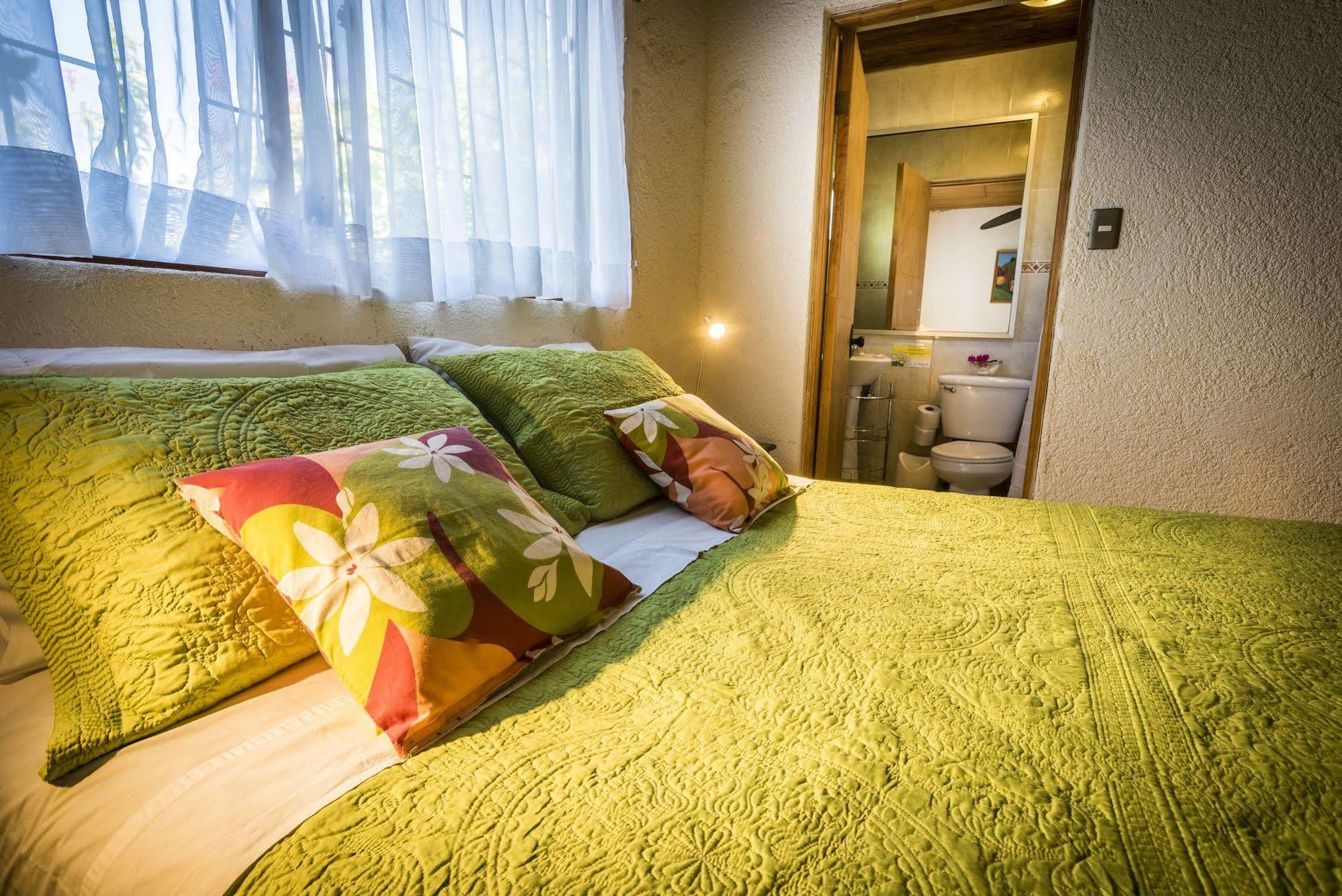 Marae - Premium Hanga Roa